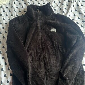 looks brown but it’s a black northface jacket